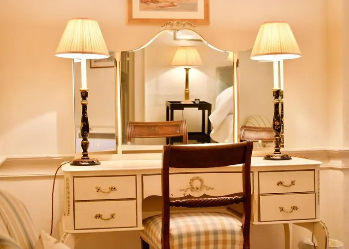 דירה Period On Castle Street *