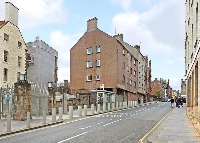 Appartamento Joivy Contemporary Royal Mile With Balcony *