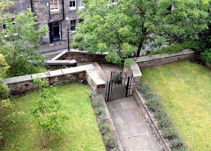 F1- Very Centre Apartment *