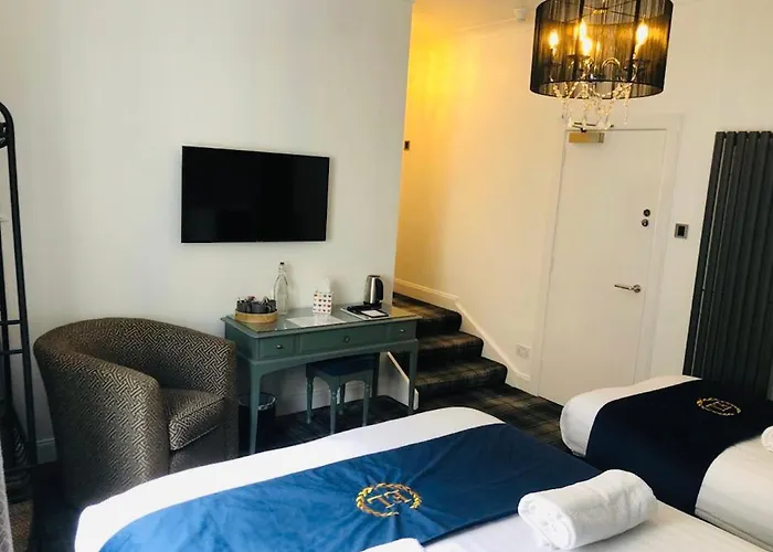 בית הארחה West End אדינבורו