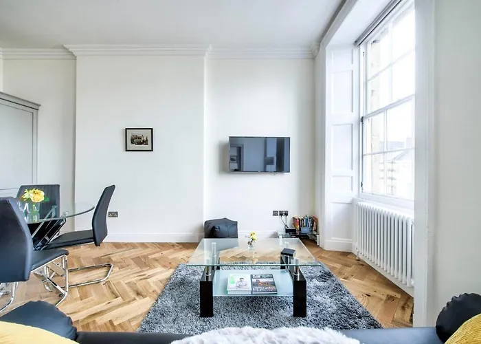 Guestready - Modern 5 Minutes Walk From Princes Street Edinburgh