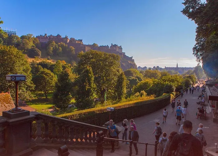 Causewayside - The Address Apartment Edinburgh