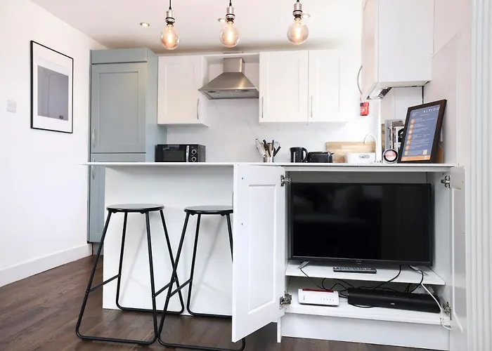 Appartamento Joivy Contemporary Royal Mile With Balcony Edimburgo