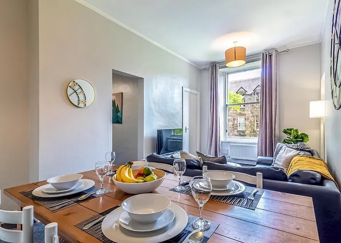 아파트 Pass The Keys Spacious And Homely Flat On The Royal Mile *