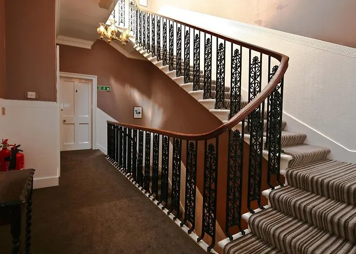 Halcyon House 3* Edinburg