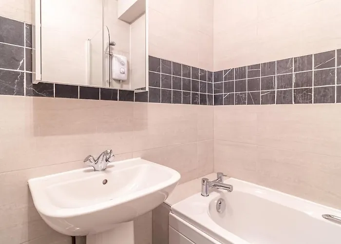 아파트 Pass The Keys Spacious And Homely Flat On The Royal Mile *