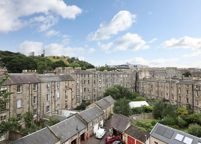 Joivy Spacious 2 Bed,2 Bath Flat, Free Parking And Rooftop Terrace Appartement *