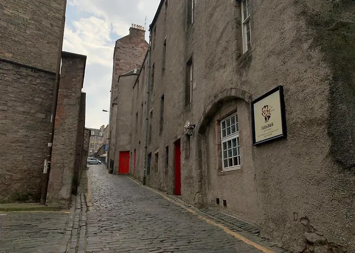 Beautiful Bohemian 2br Flat In The Cowgate * Edinburgh