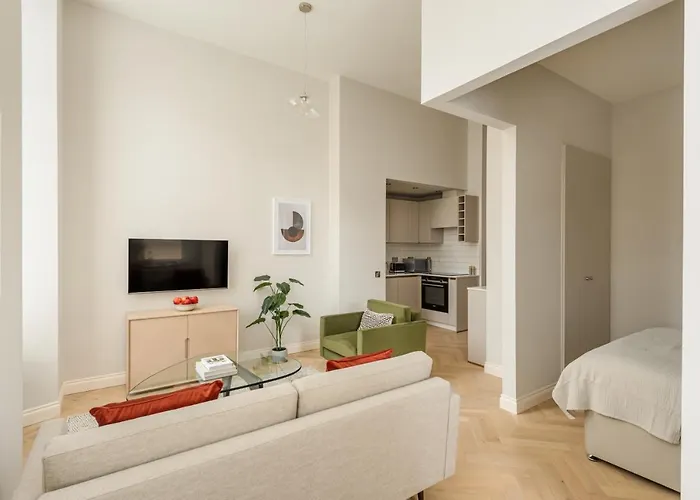 Museum Apartment Edinburgh