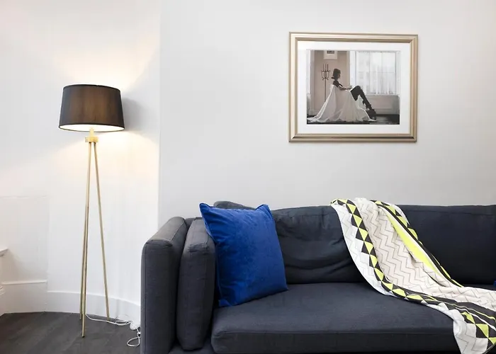 Joivy Sophisticated Near Castle *