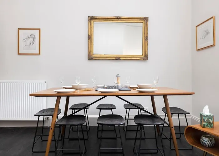 Joivy Sophisticated Near Castle Appartamento Edimburgo