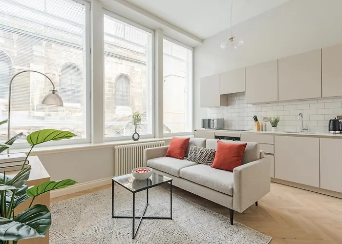Museum Apartment Edinburgh