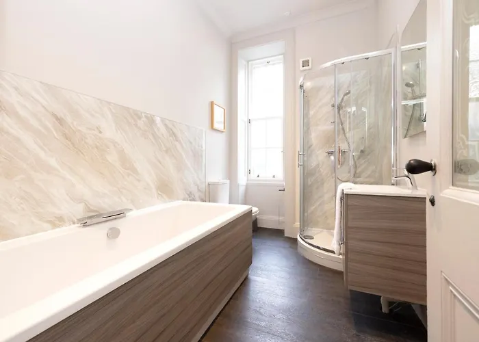 Joivy Sophisticated Near Castle * Edimburgo