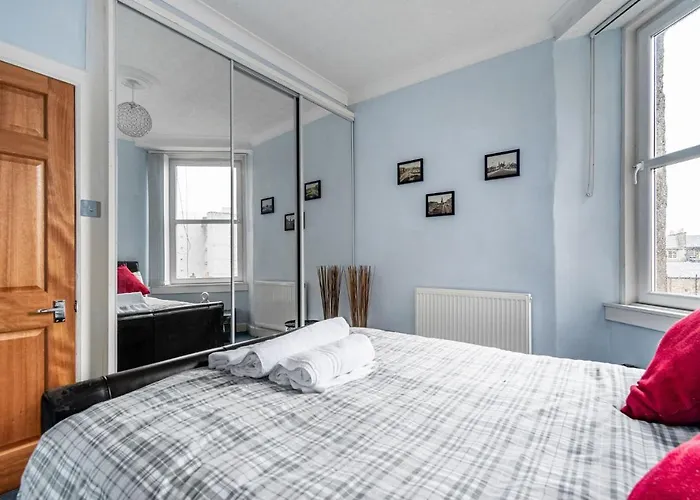 Апартаменты Amazing - Torphichen Place By Haymarket *