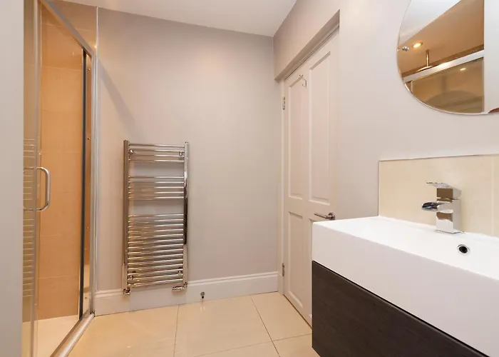 Joivy Splendid Flat Near Castle Apartment Edinburgh