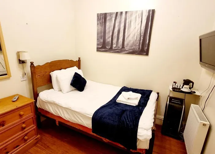 The Guards Szálloda