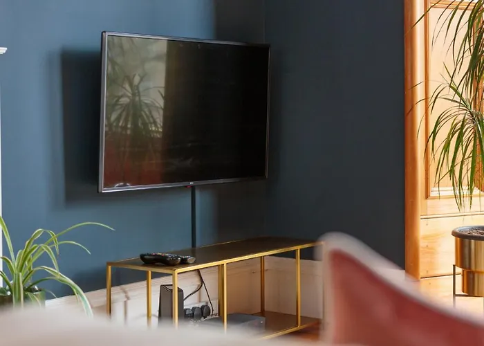 דירה South Learmonth Gardens