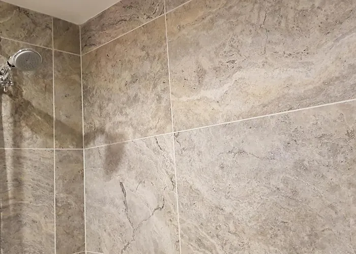 Gorgeous 3-bedroom Эдинбург
