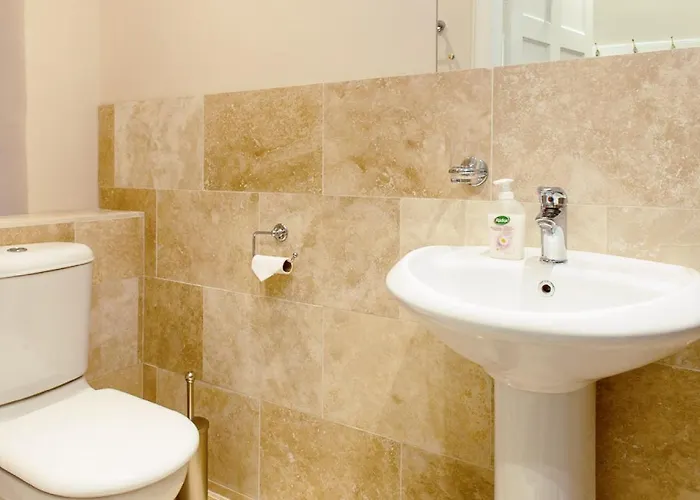Апартаменты Gorgeous 3-bedroom Эдинбург