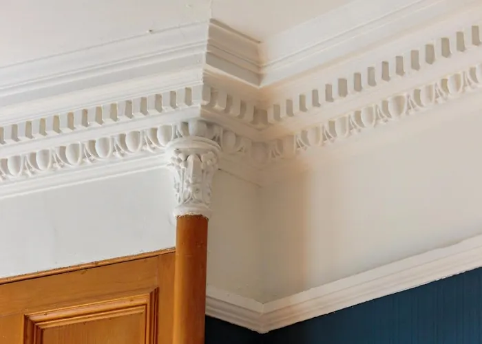 South Learmonth Gardens דירה