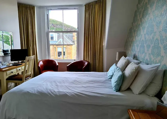 Hotel Ceilidh-donia 3*