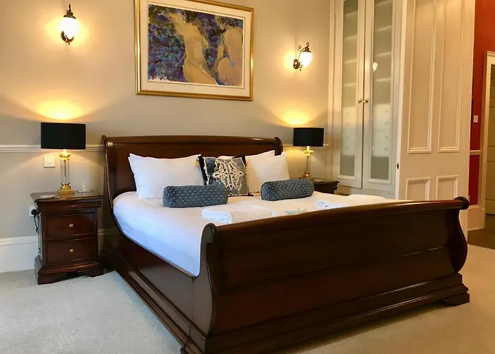 Escape To @ Albyn Place * Edinburgh