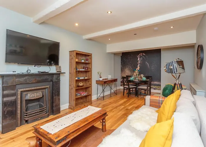 Beautiful Hideout In Center Of