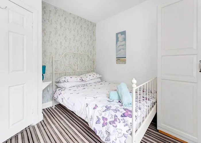 דירה St Marys Street אדינבורו