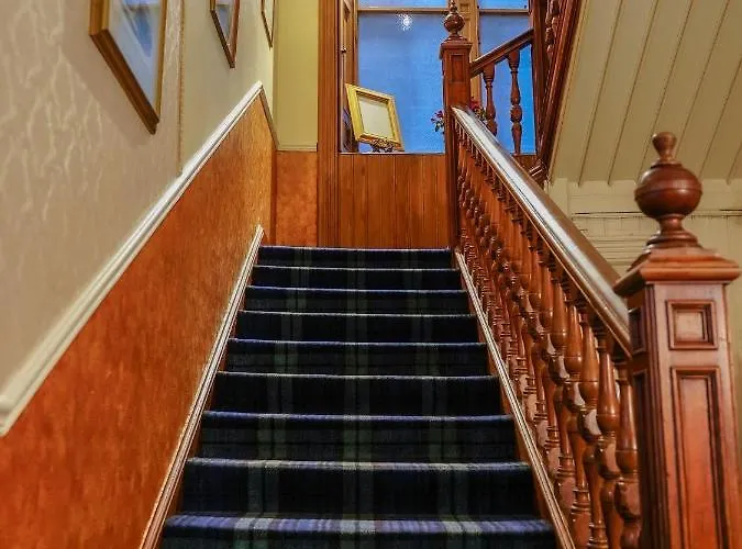 Rosehall Konukevi Edinburgh