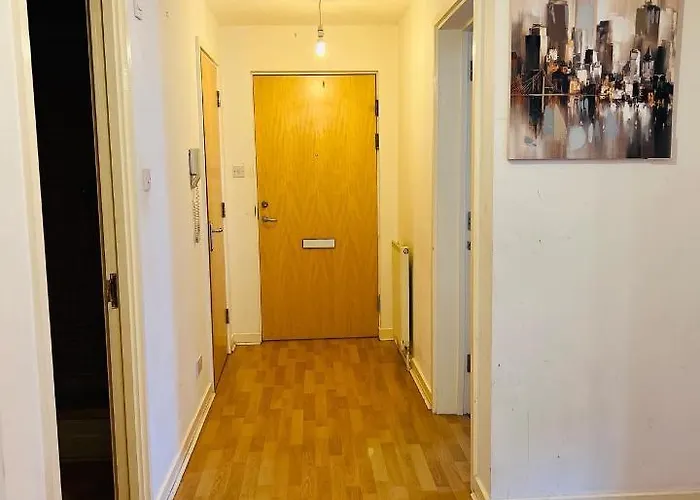 Modern 2bed 2bath Ground Floor Daire