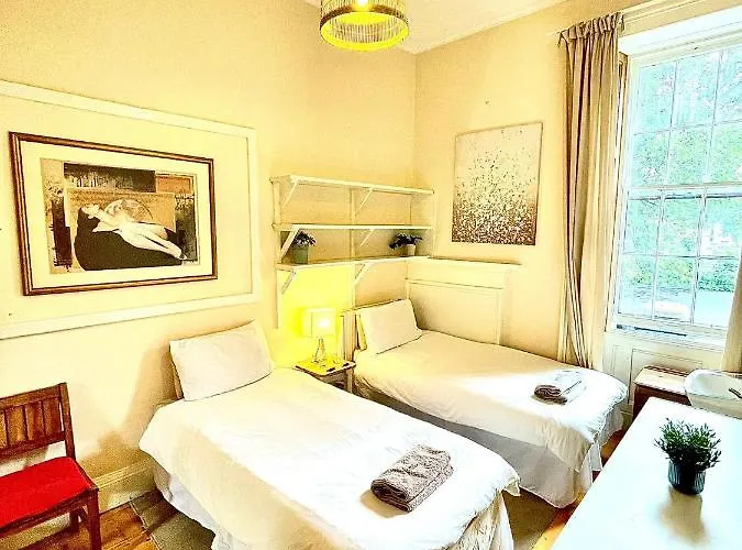 Central - Large Groups *