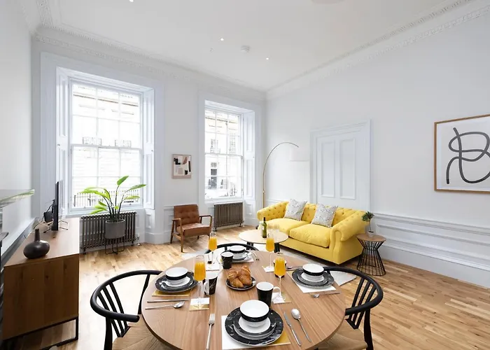 Dragon Luxury Serviced At Alva Street Apartman Edinburgh