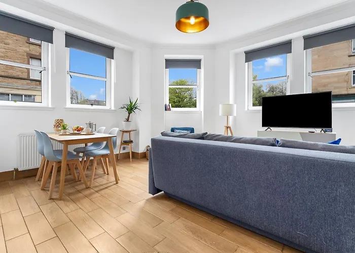 Apartment Cozy With Character Lovely *