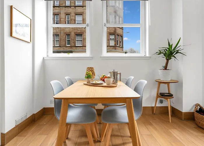 Cozy With Character Lovely Apartment