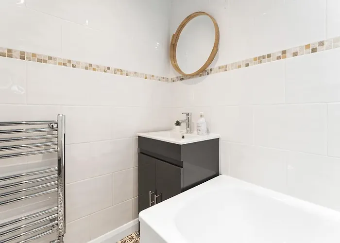 Cozy With Character Lovely Apartment Edinburgh