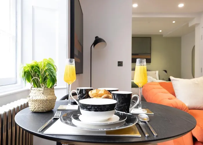 Dragon Luxury Serviced At Alva Street Apartman