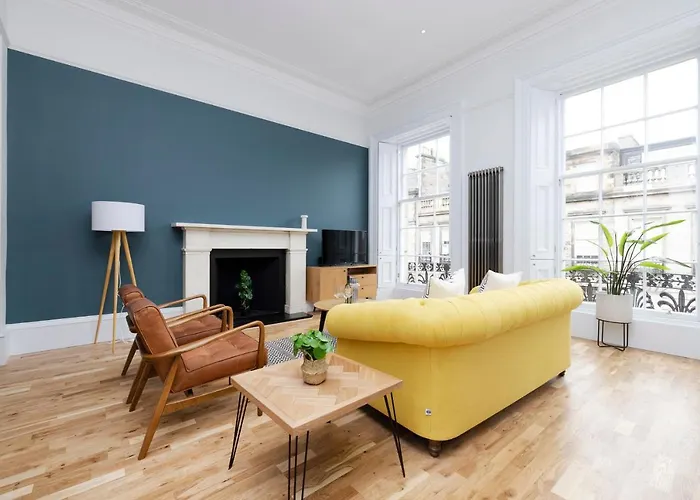 Dragon Luxury Serviced At Alva Street Edinburgh