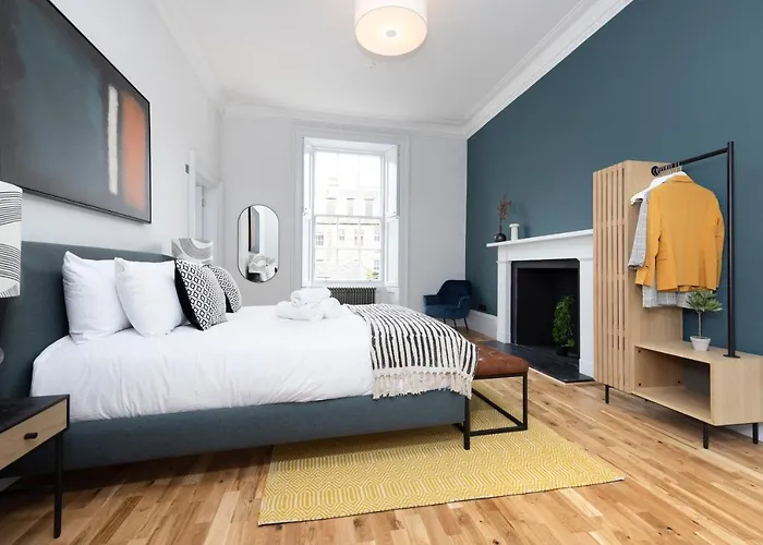Dragon Luxury Serviced At Alva Street Apartman Edinburgh