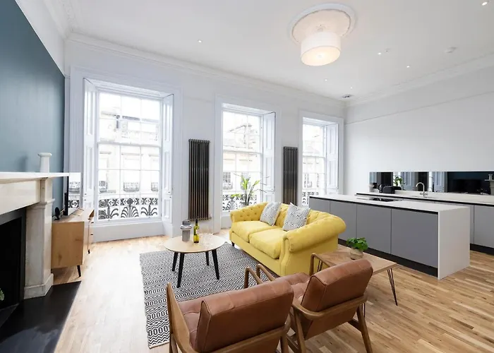 Dragon Luxury Serviced At Alva Street Edinburgh