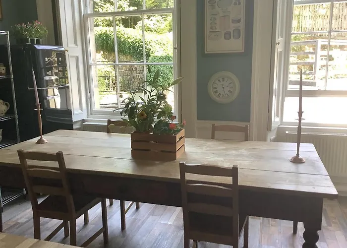 A In The - West 게스트하우스