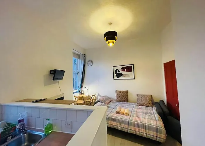 Flat West Toll Cross Edinburgh