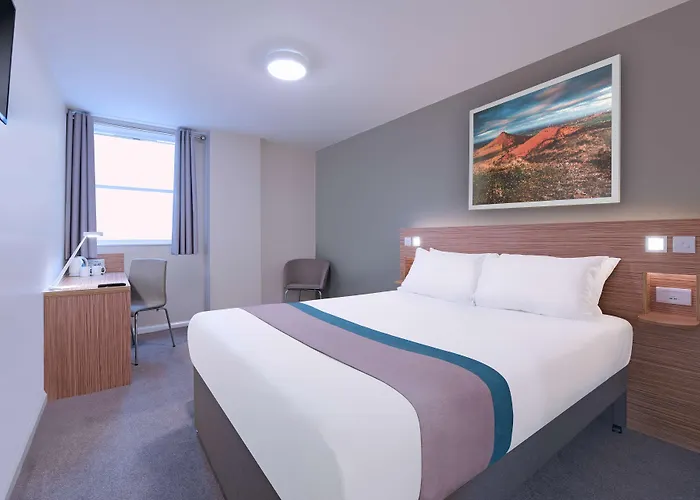 Travelodge Hotell