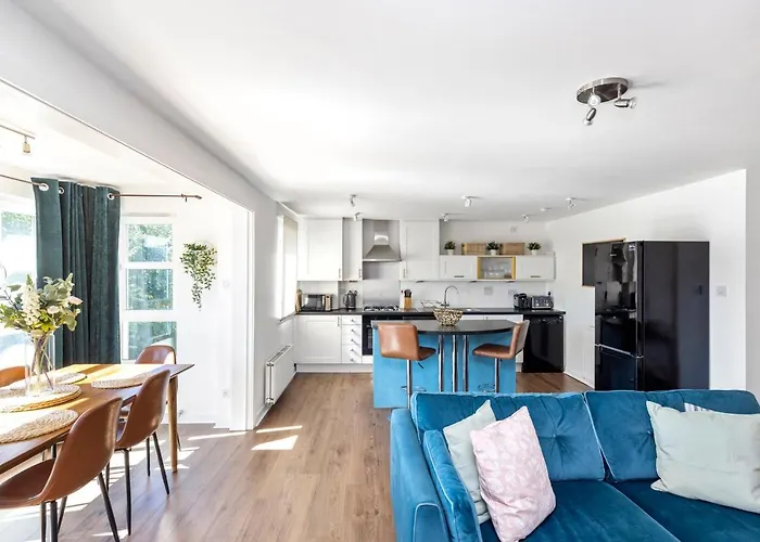 Joivy Modern 2 Bed Flat Near Murrayfield Stadium アパート エディンバラ