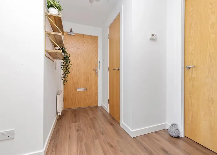 Joivy Modern 2 Bed Flat Near Murrayfield Stadium アパート
