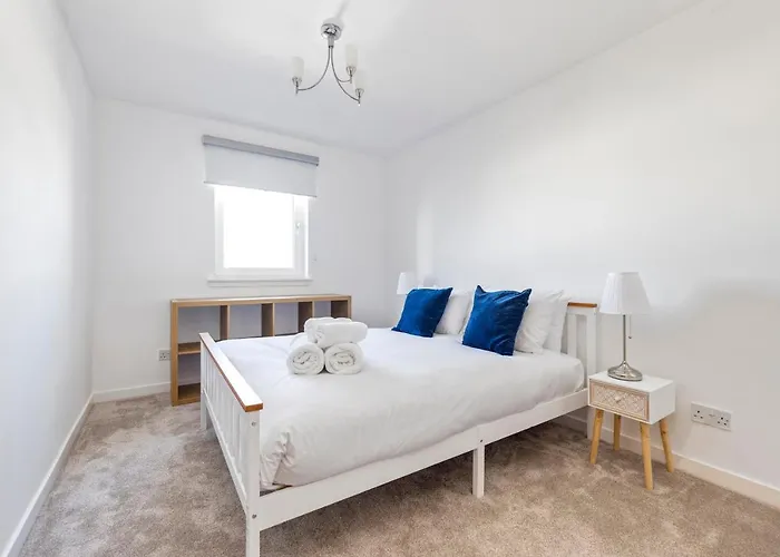 アパート Joivy Modern 2 Bed Flat Near Murrayfield Stadium エディンバラ