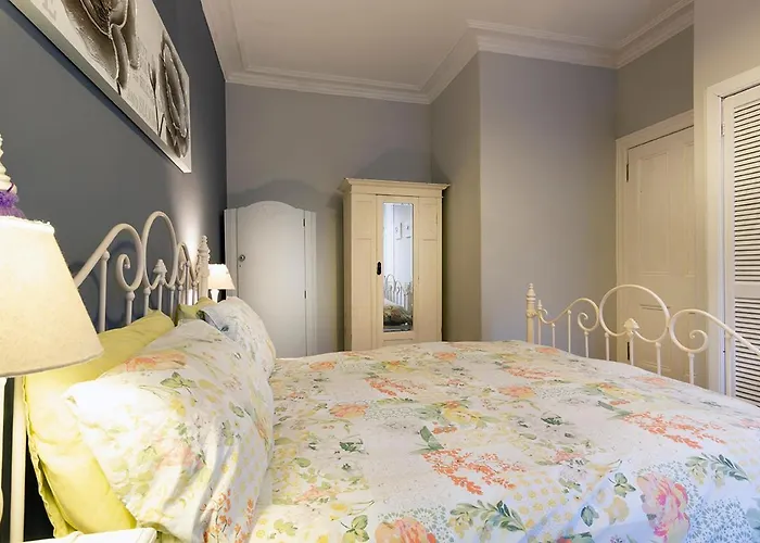 Cosy Near Centre *
