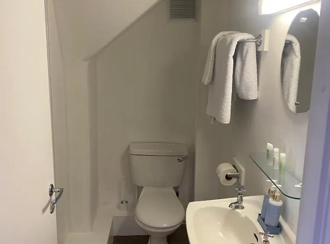 Ellwyn House Hotell