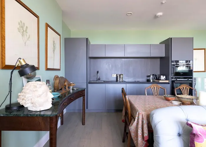 Joivy Inviting Flat At The Heart Of * إدنبرة