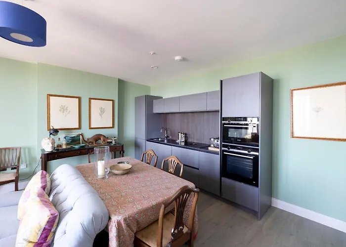 Joivy Inviting Flat At The Heart Of * إدنبرة