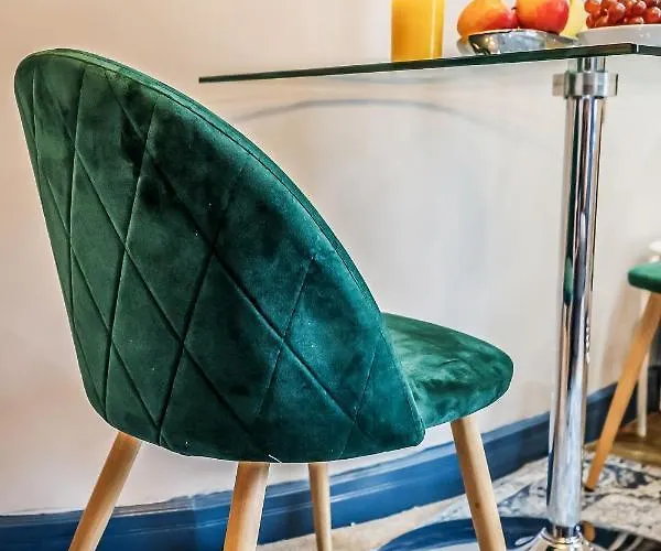 Stylish Abode Апартаменты Эдинбург